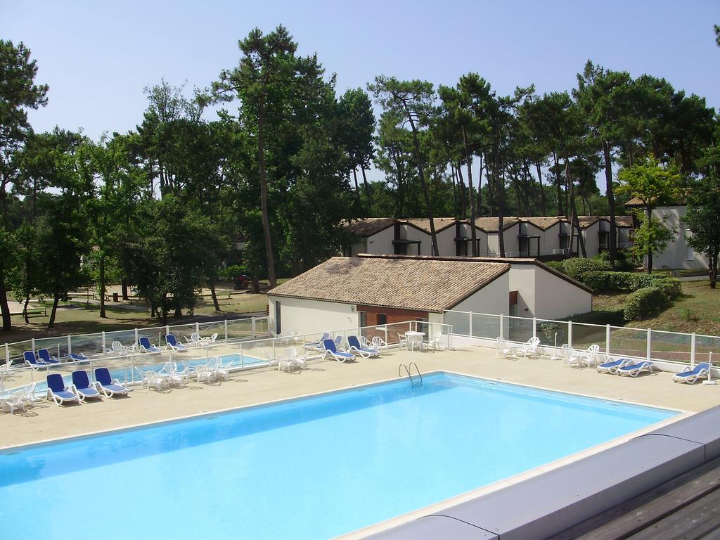 Hotel Azureva Ronce Les Bains Exterior foto